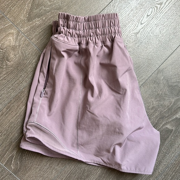 DHGhate workout shorts purple US 8 Medium purple - Picture 7 of 8